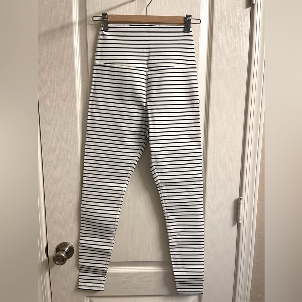 BNWT Glyder leggings, size S (4-6)